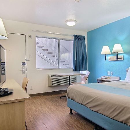 Motel 6-Lubbock, Tx Εξωτερικό φωτογραφία