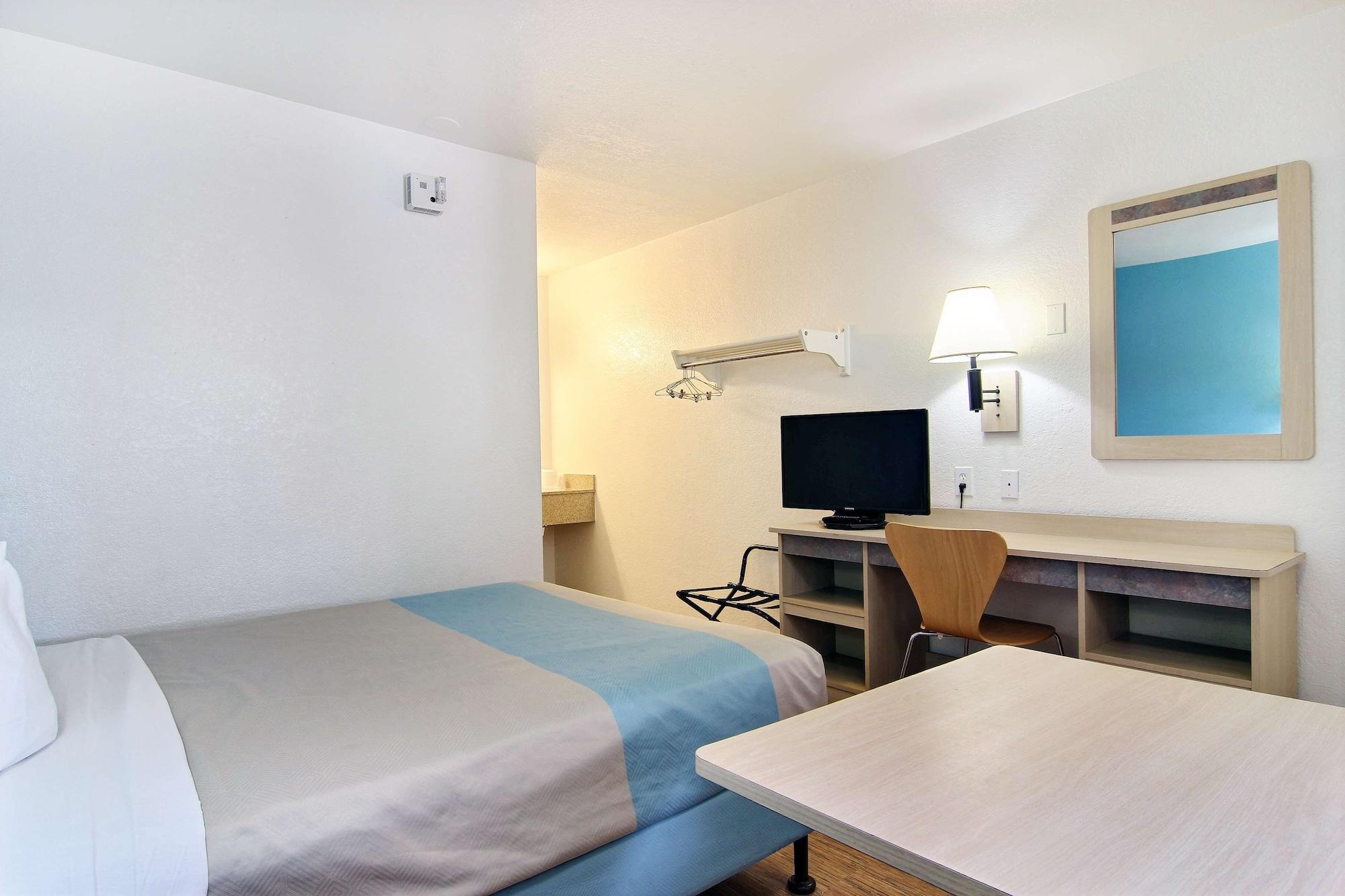 Motel 6-Lubbock, Tx Εξωτερικό φωτογραφία